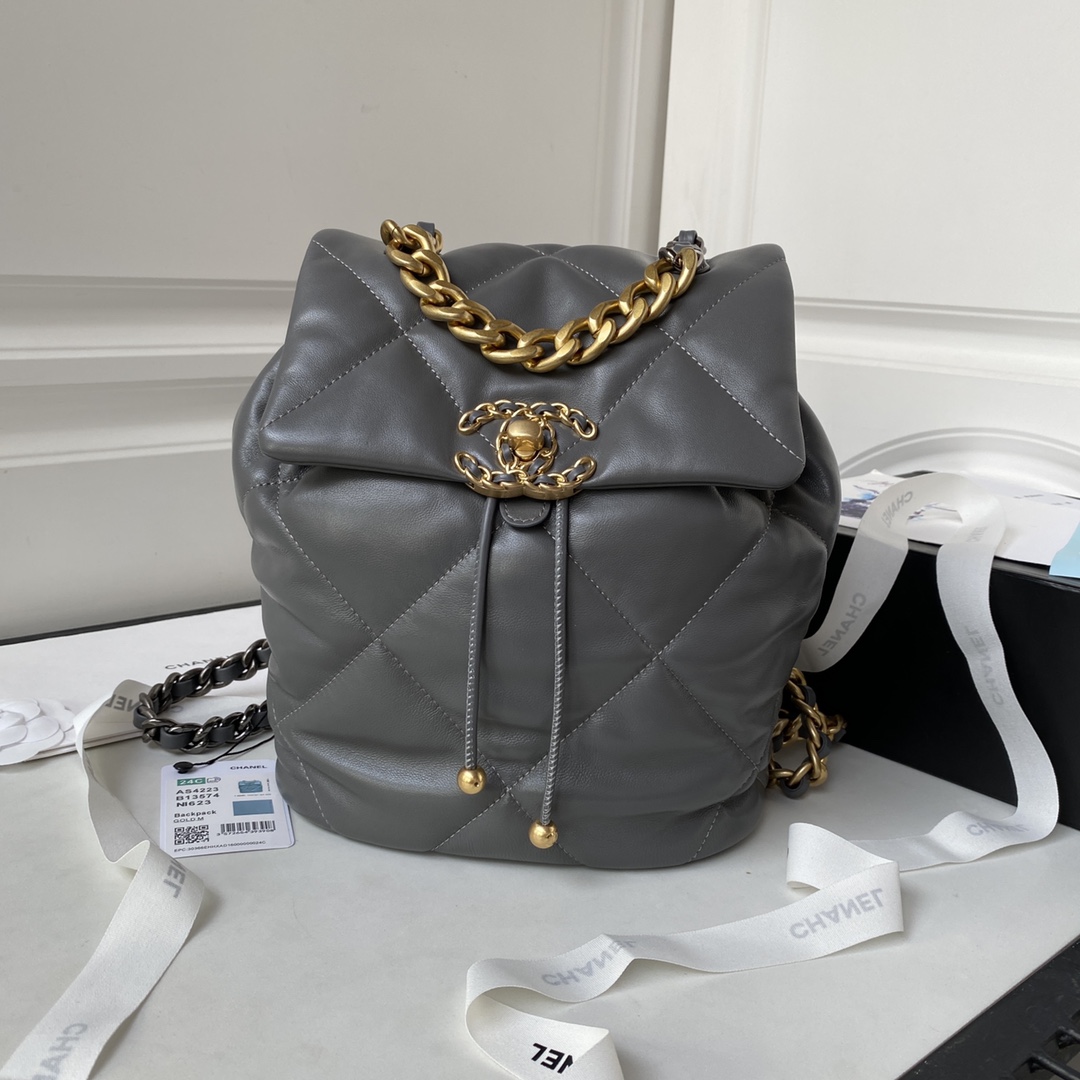 Lambskin 19 Backpack AS4223 Gray/Gold